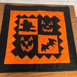 Halloween Wall Hanging Machine Stitched Spooky Jack O’ Lanterns & bat 18”x18”